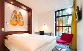7Things - My Basic Hotel